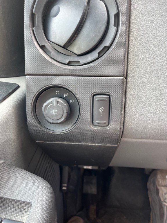 2011 Ford F-350 Image 16