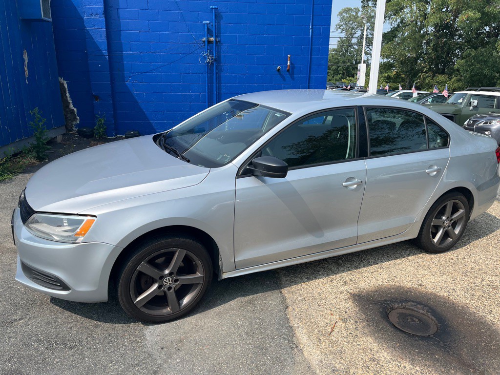 2013 Volkswagen Jetta Image 1