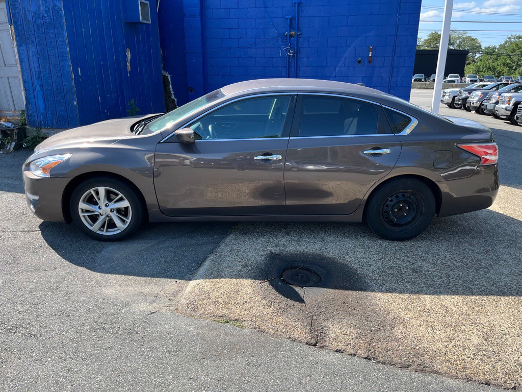 2015 Nissan Altima Image 2