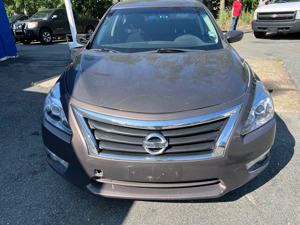 2015 Nissan Altima Image 4