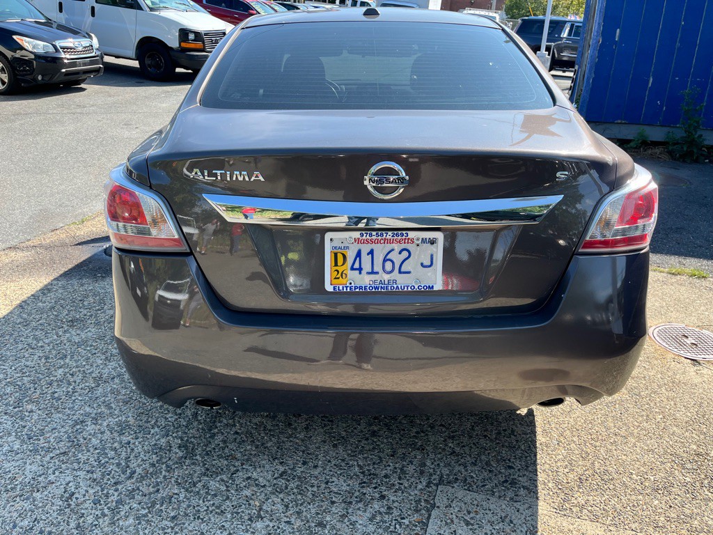 2015 Nissan Altima Image 32