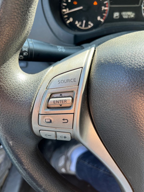2015 Nissan Altima Image 40