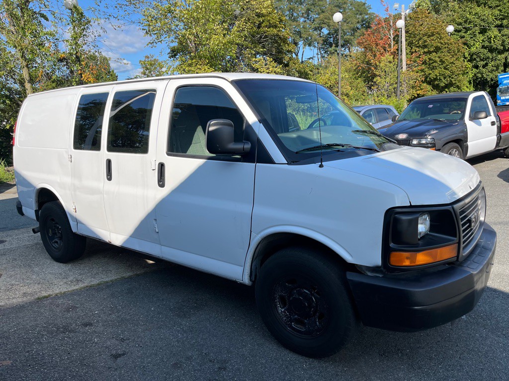 2013 GMC Savana Image 6