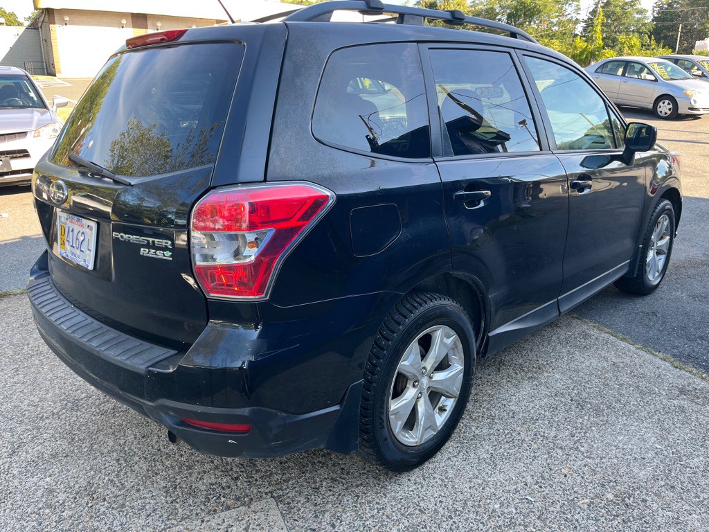 2015 Subaru Forester Image 8