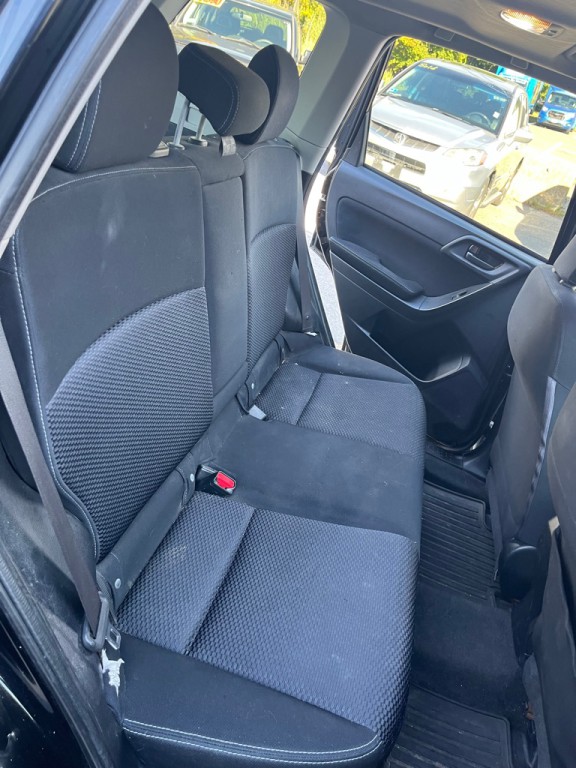 2015 Subaru Forester Image 13