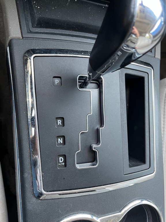 2010 Chrysler 300 Image 24