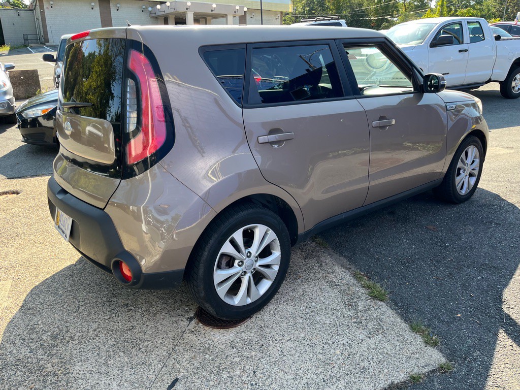 2014 Kia Soul Image 8