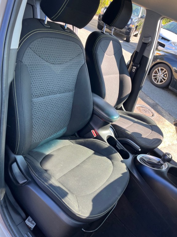 2014 Kia Soul Image 14