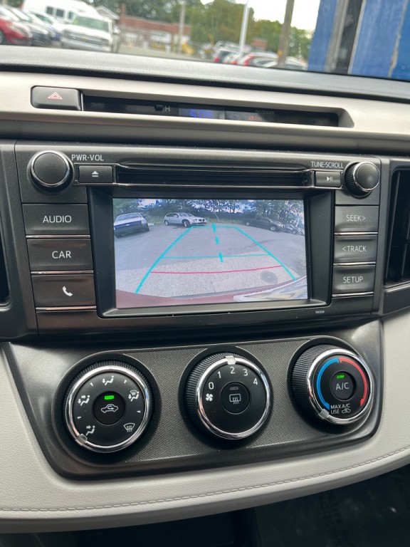 2014 Toyota Rav4 Image 24