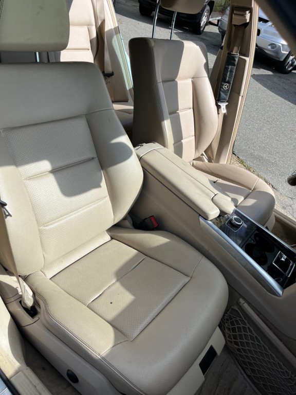 2016 Mercedes-Benz E-Class Image 13