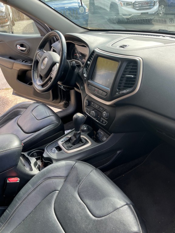 2014 Jeep Cherokee Image 15