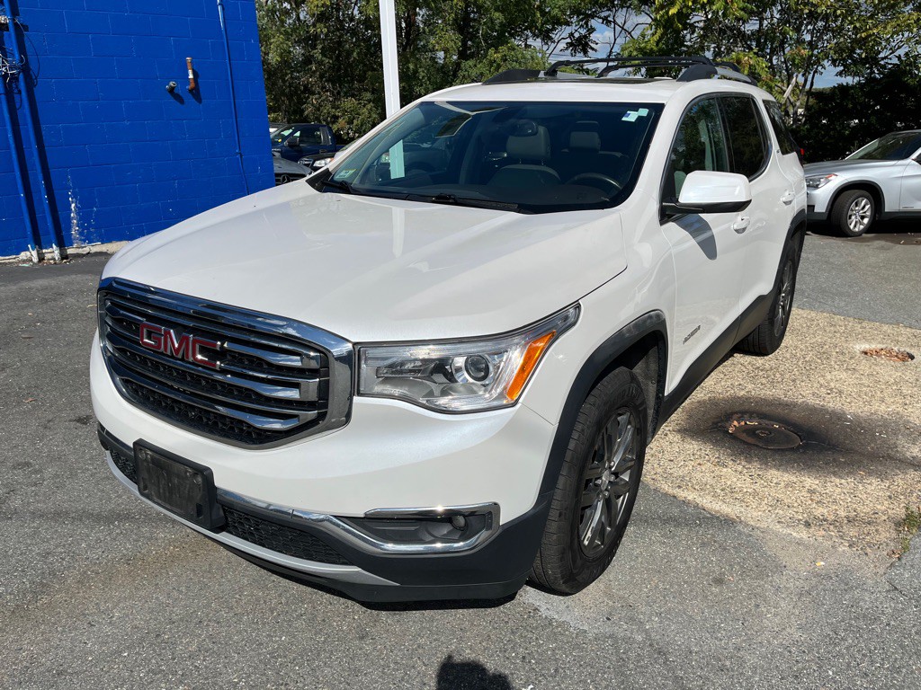2017 GMC Acadia Image 3