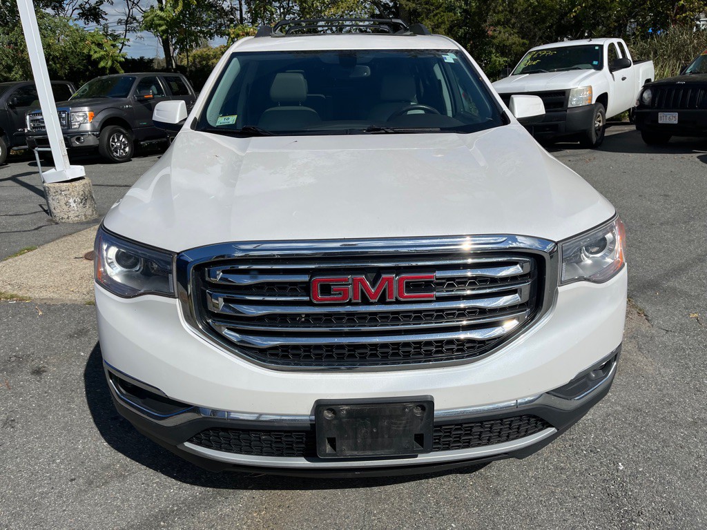 2017 GMC Acadia Image 4