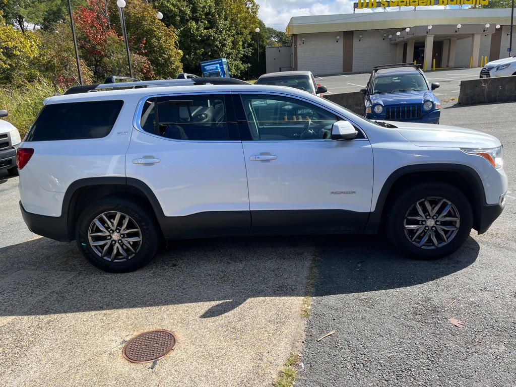 2017 GMC Acadia Image 7