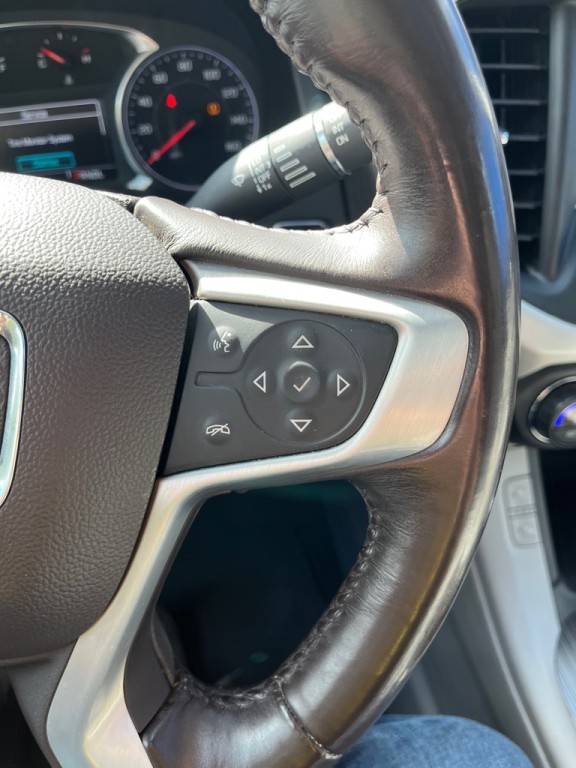 2017 GMC Acadia Image 21