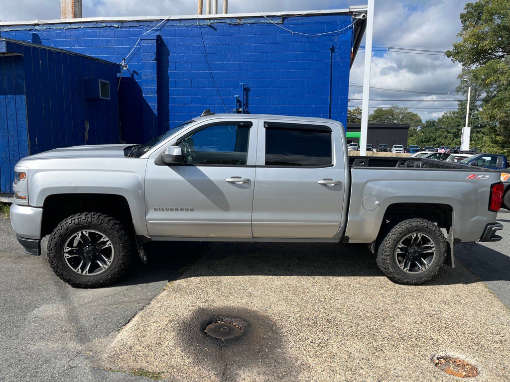 2016 Chevrolet Silverado 1500 Image 2