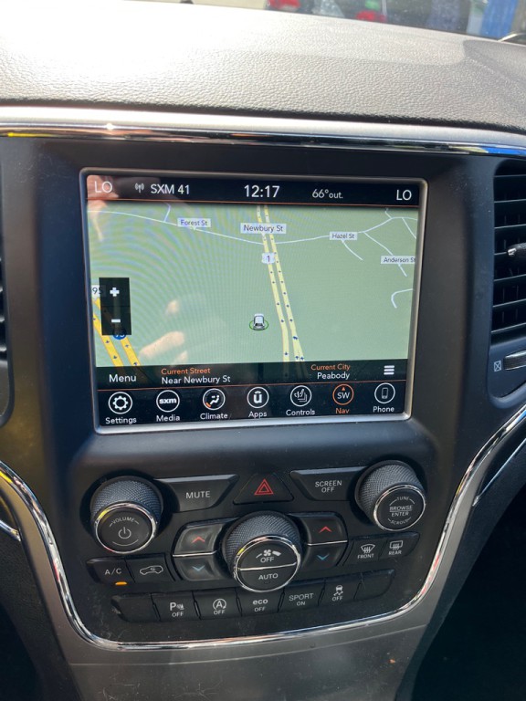 2018 Jeep Grand Cherokee Image 16