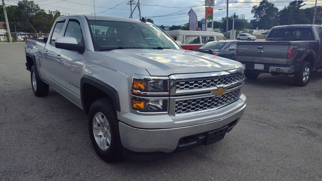 2015 Chevrolet Silverado 1500 Image 2