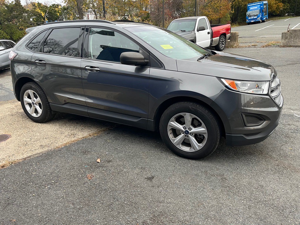 2017 Ford Edge Image 12
