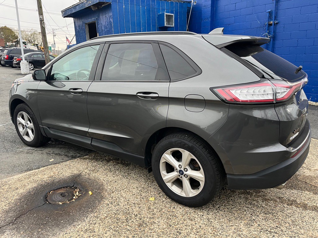 2017 Ford Edge Image 19