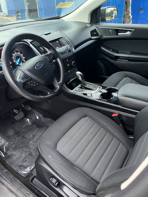 2017 Ford Edge Image 23