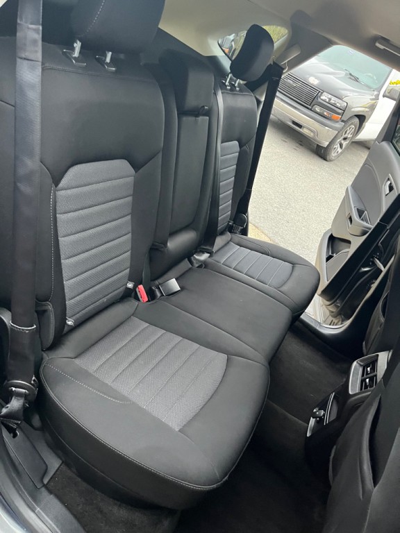 2017 Ford Edge Image 28