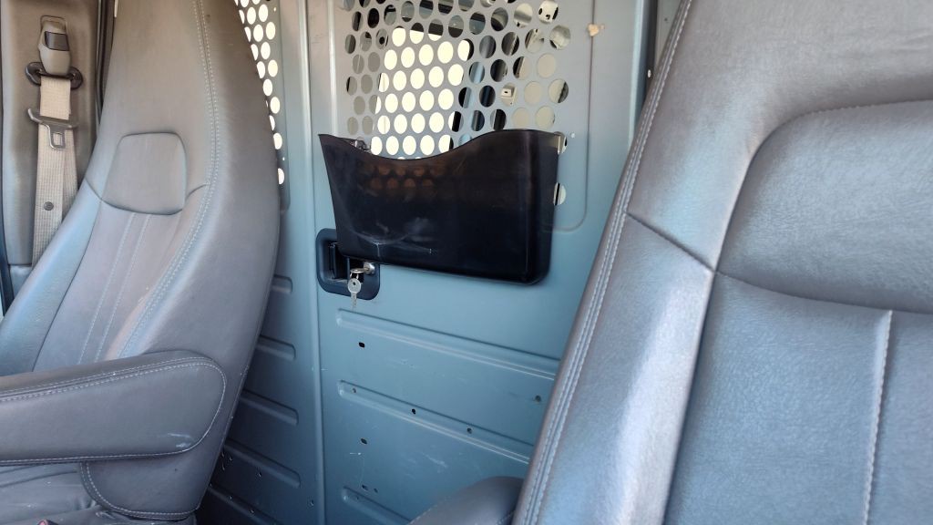 2014 Chevrolet Express Image 12