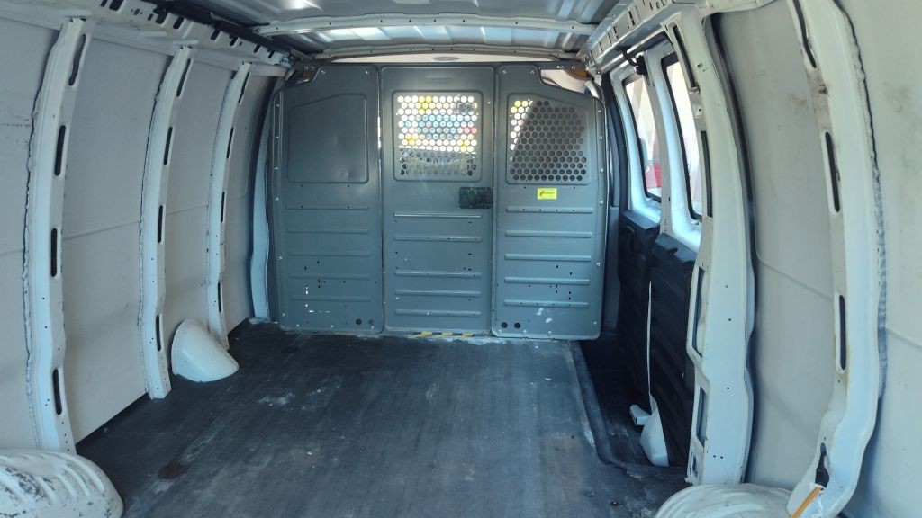 2014 Chevrolet Express Image 13
