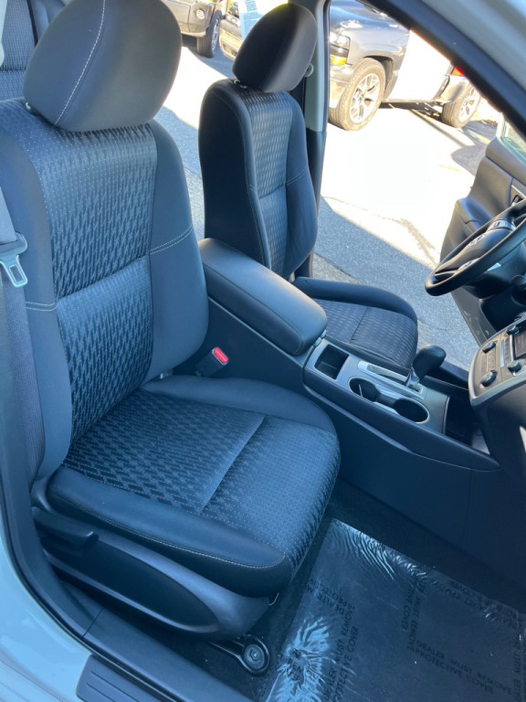 2017 Nissan Altima Image 14