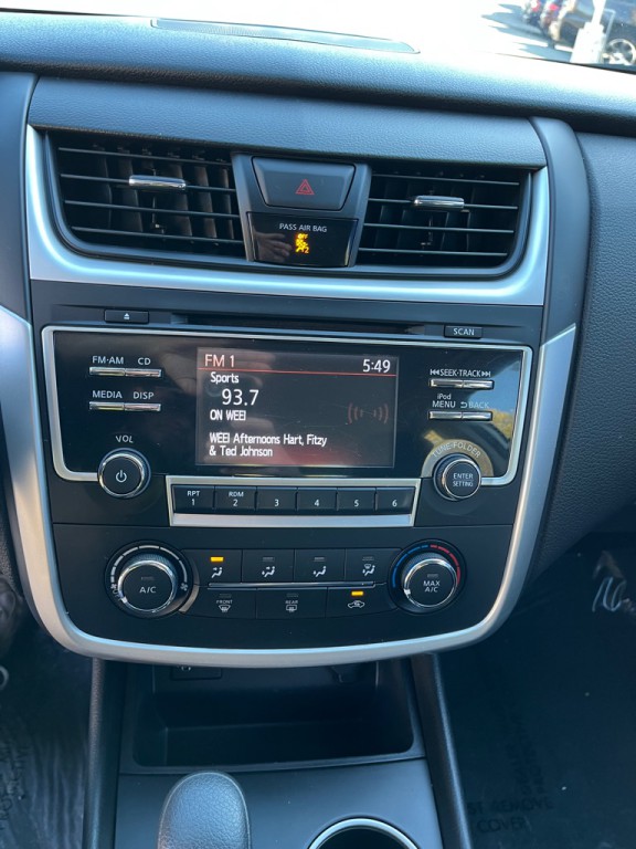 2017 Nissan Altima Image 20