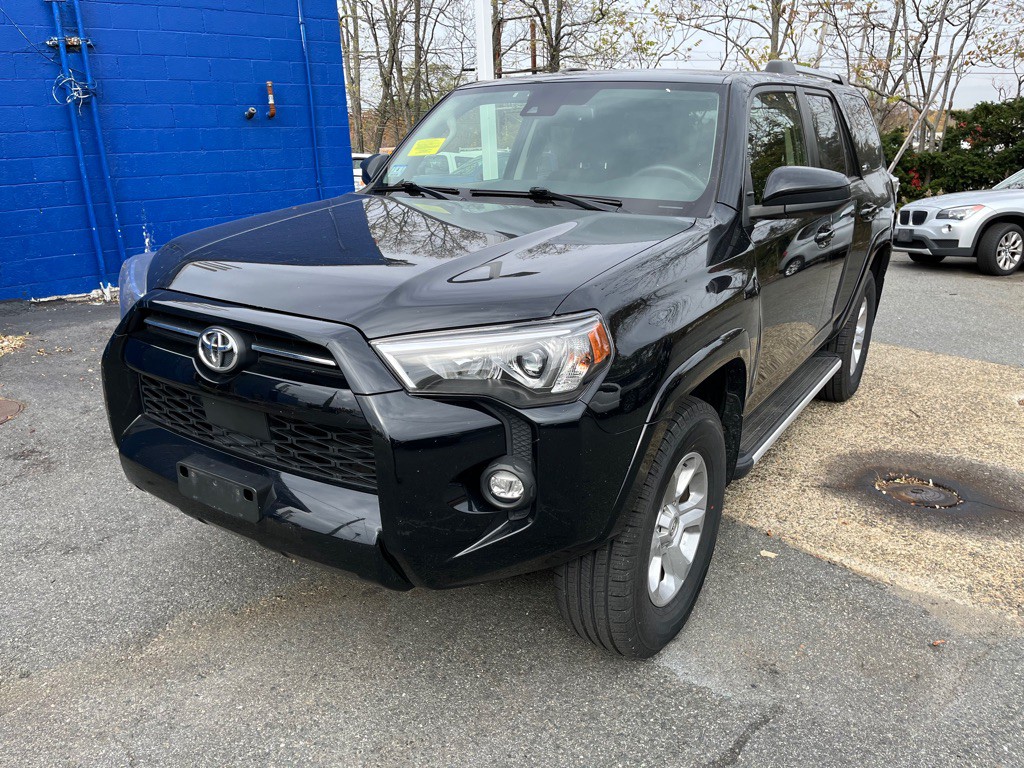 2021 Toyota 4Runner Image 3