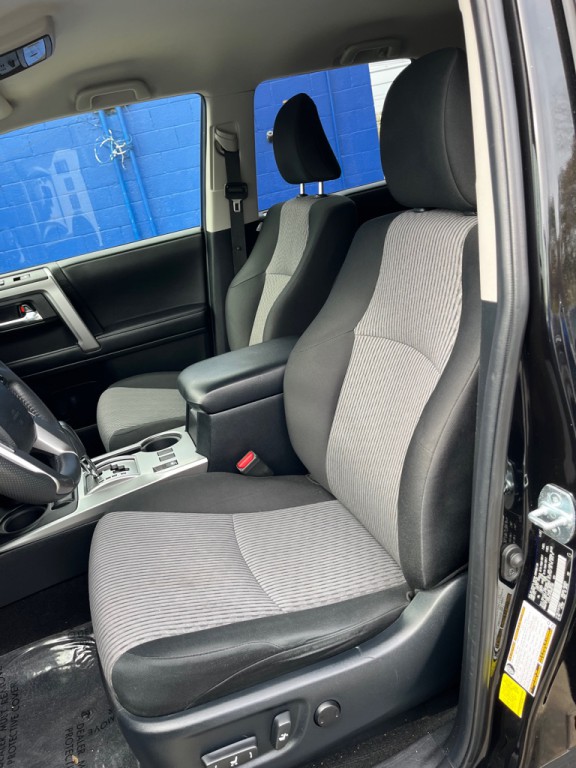 2021 Toyota 4Runner Image 11