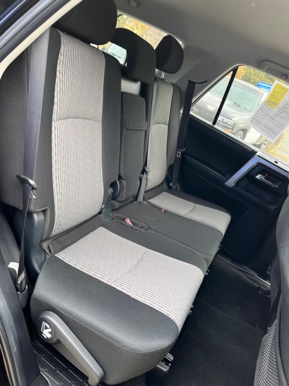 2021 Toyota 4Runner Image 14