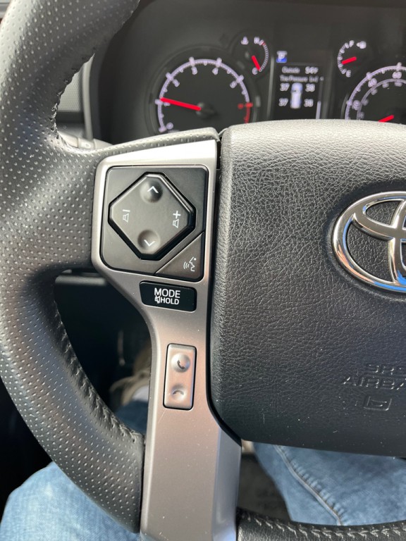 2021 Toyota 4Runner Image 18