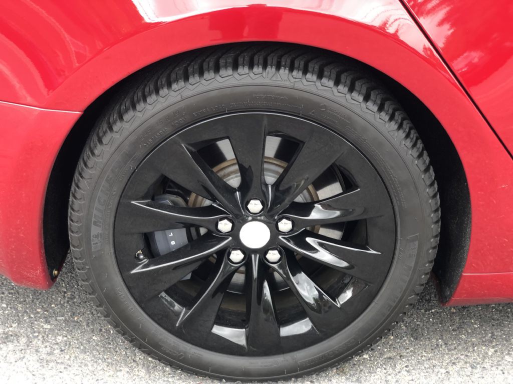 2017 Tesla Model S Image 10