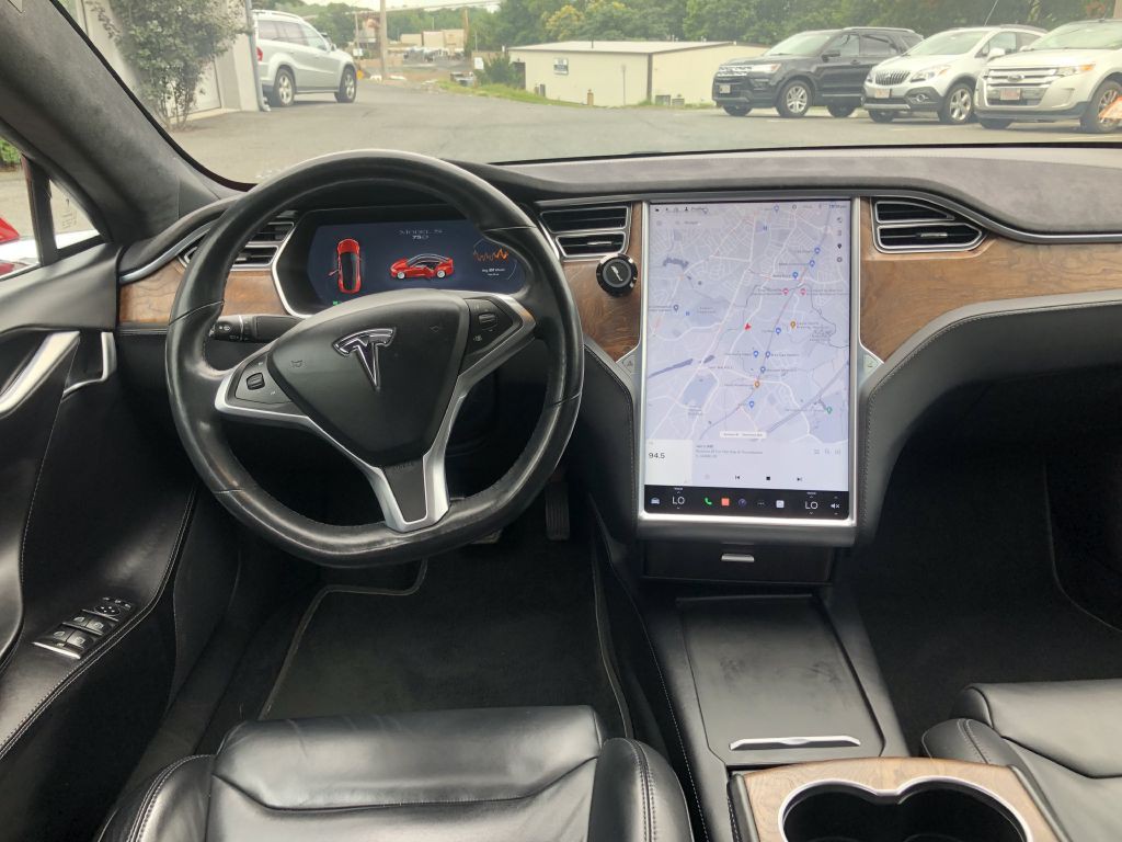 2017 Tesla Model S Image 14