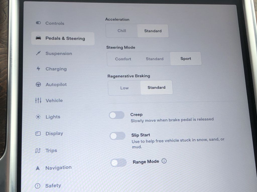 2017 Tesla Model S Image 23