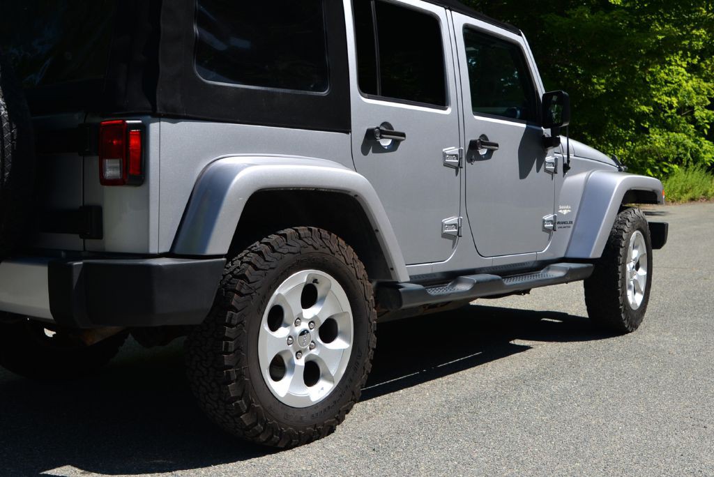 2013 Jeep Wrangler Unlimited Image 17