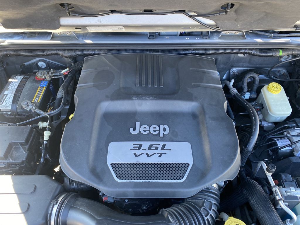 2013 Jeep Wrangler Unlimited Image 23