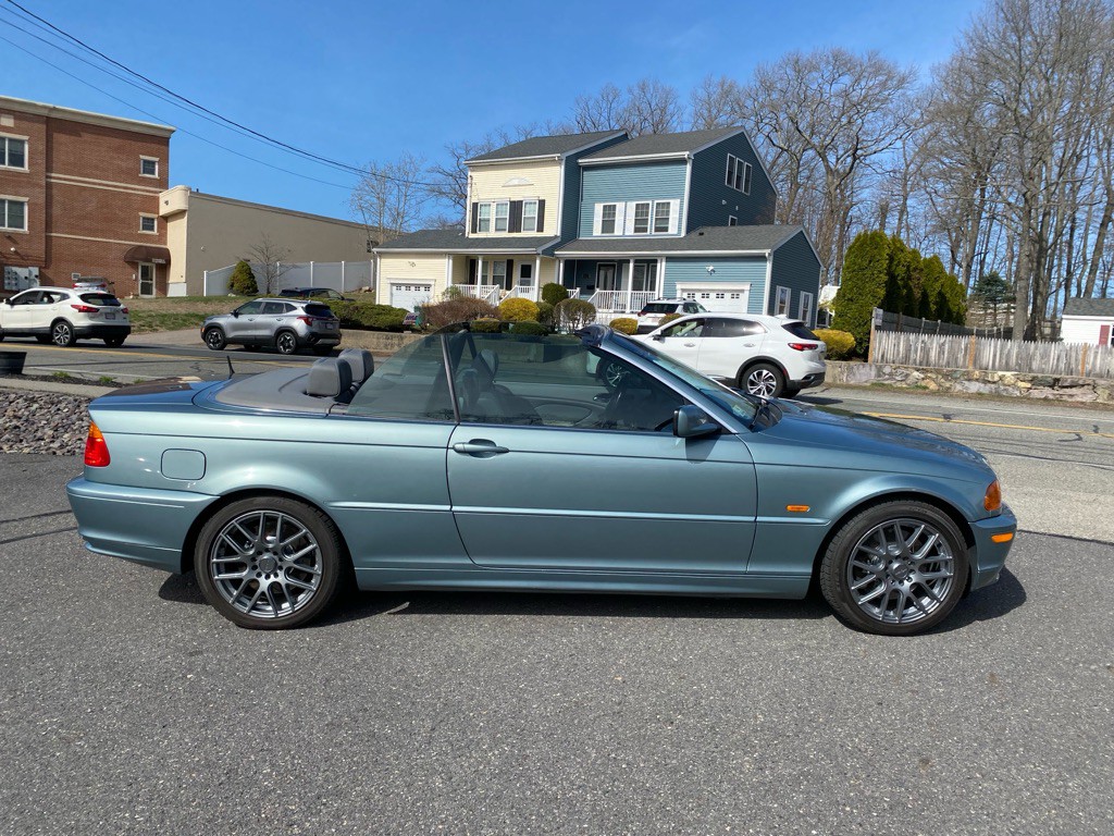 2003 BMW 3 Series Image 6
