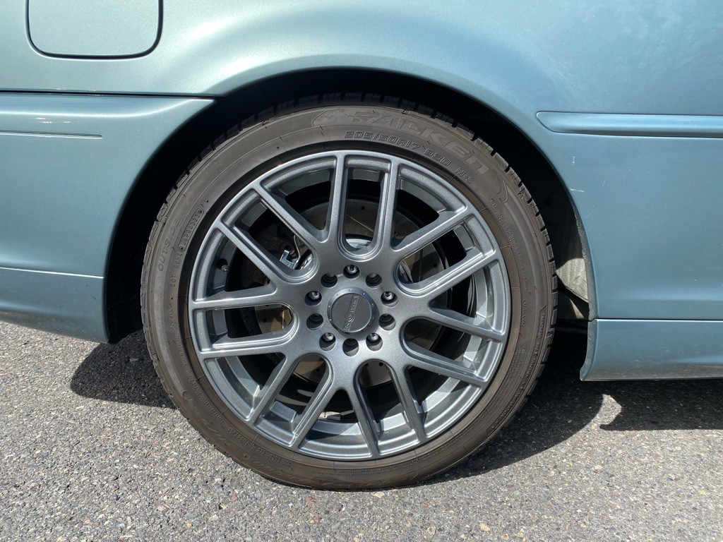 2003 BMW 3 Series Image 19