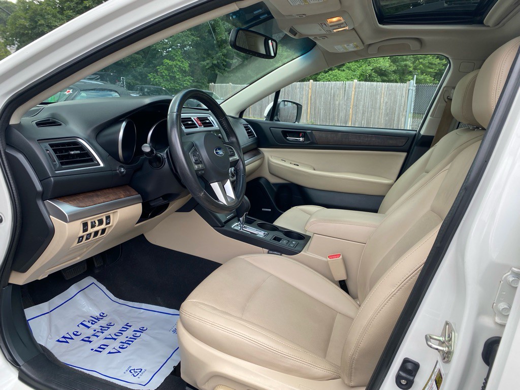 2016 Subaru Outback Image 19