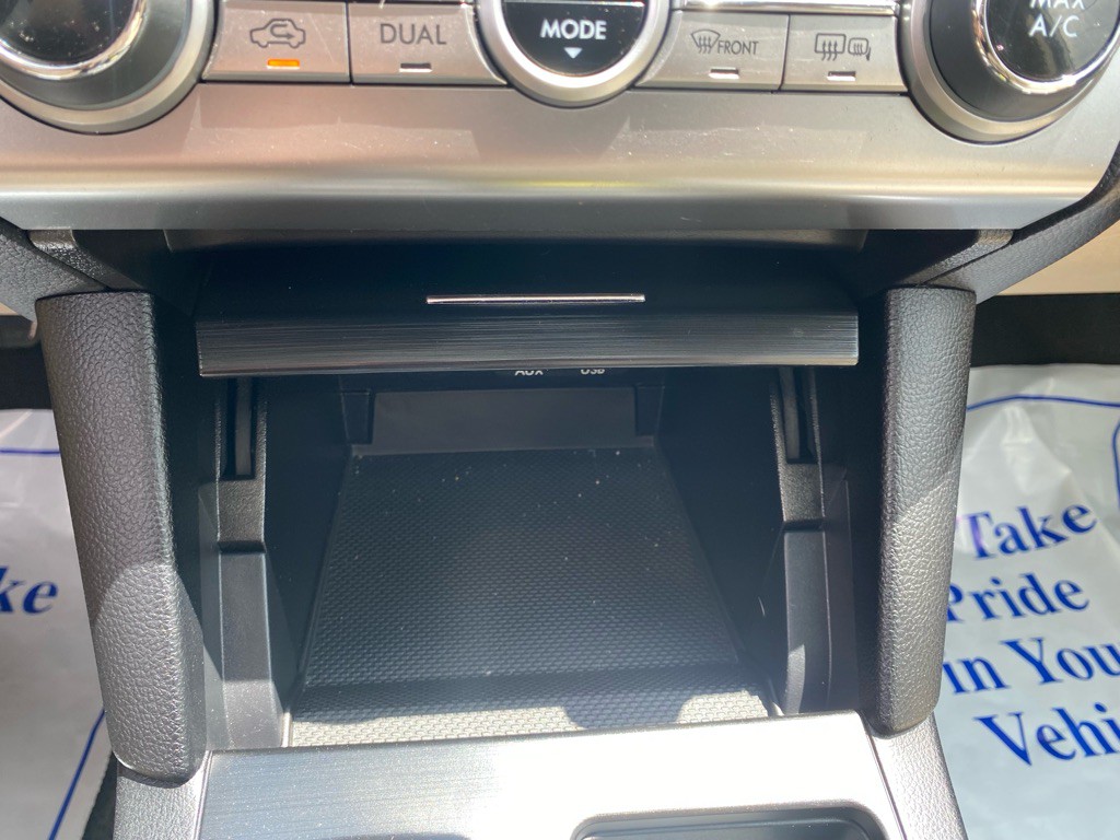 2016 Subaru Outback Image 32