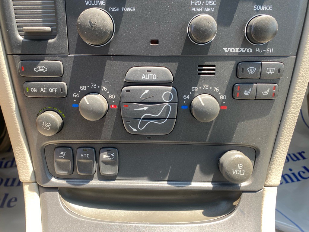 1999 Volvo S80 Image 28