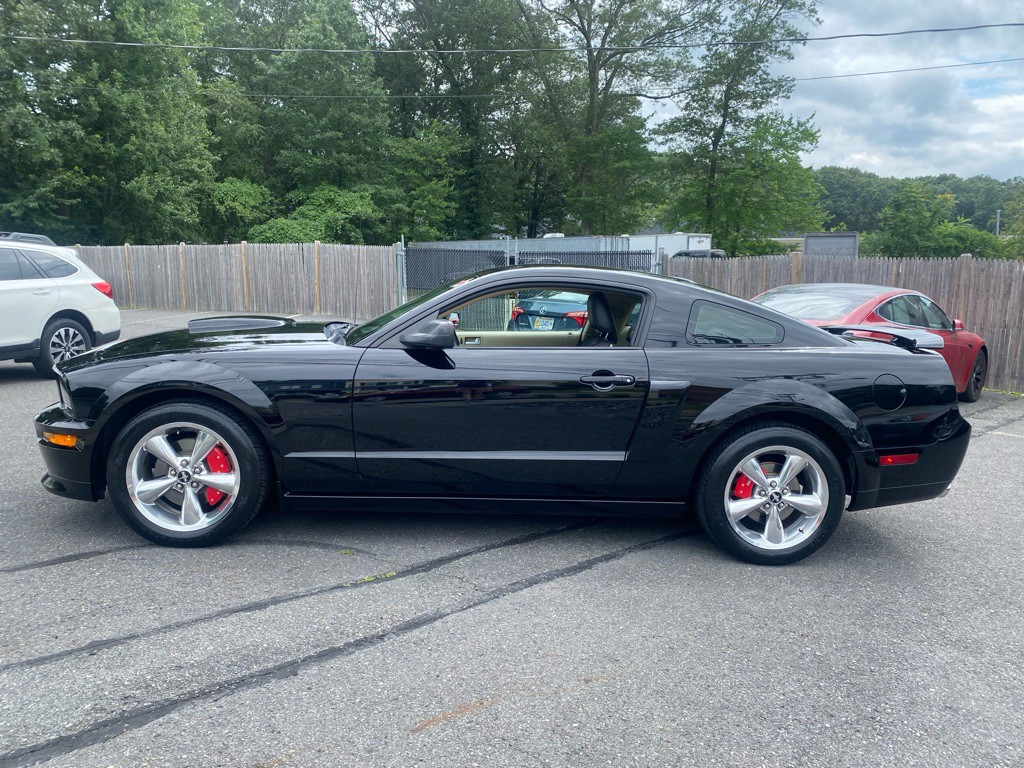 2008 Ford Mustang Image 4