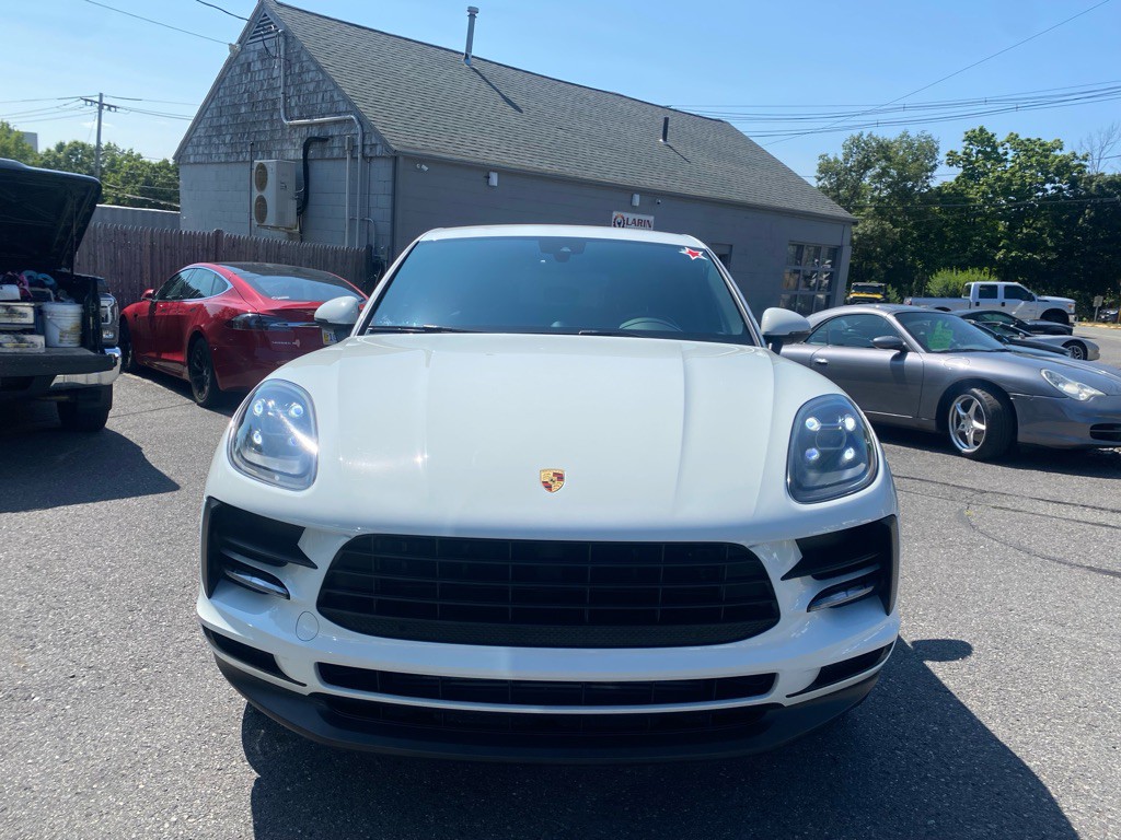 2019 Porsche Macan Image 8