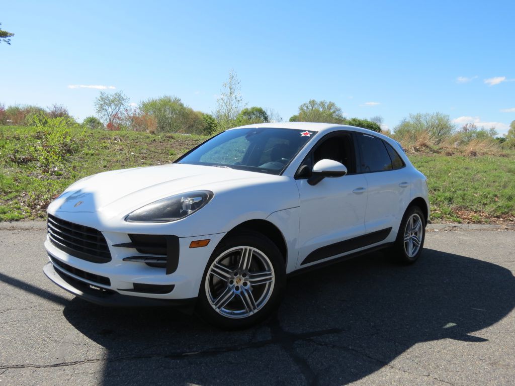 2019 Porsche Macan Image 2