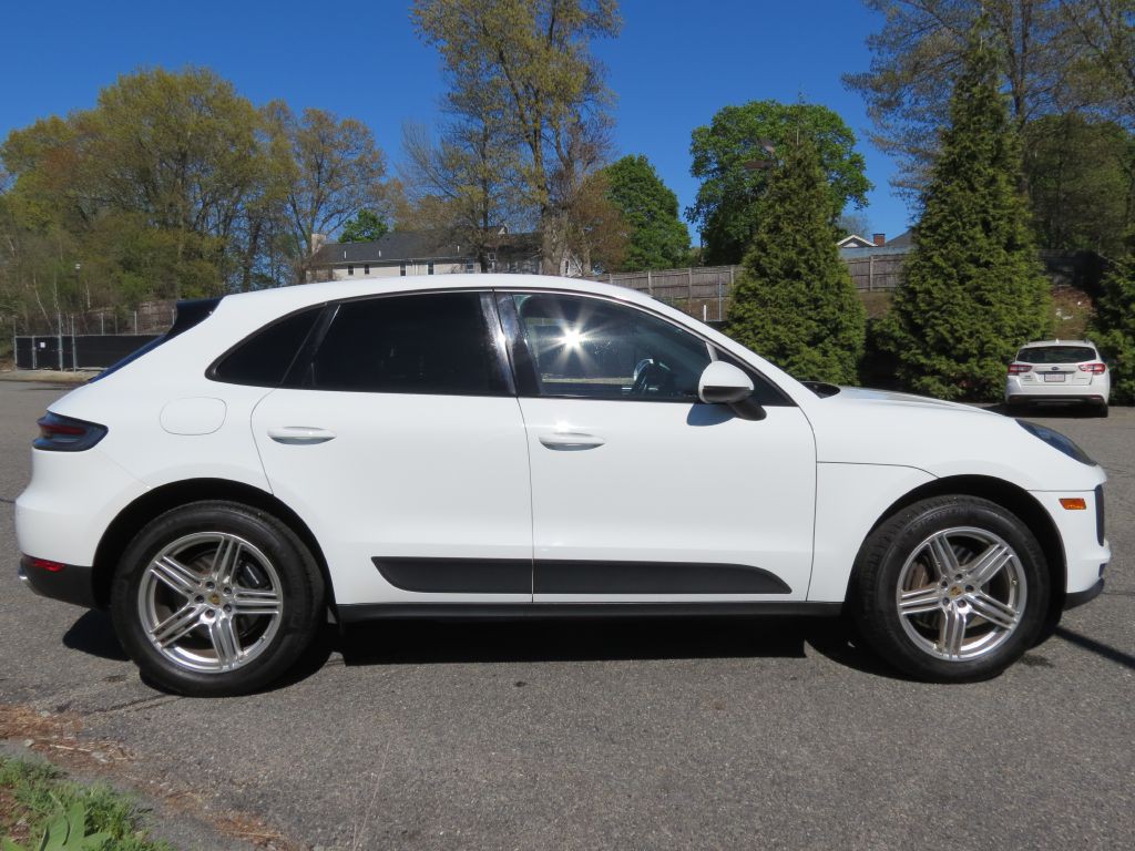 2019 Porsche Macan Image 8