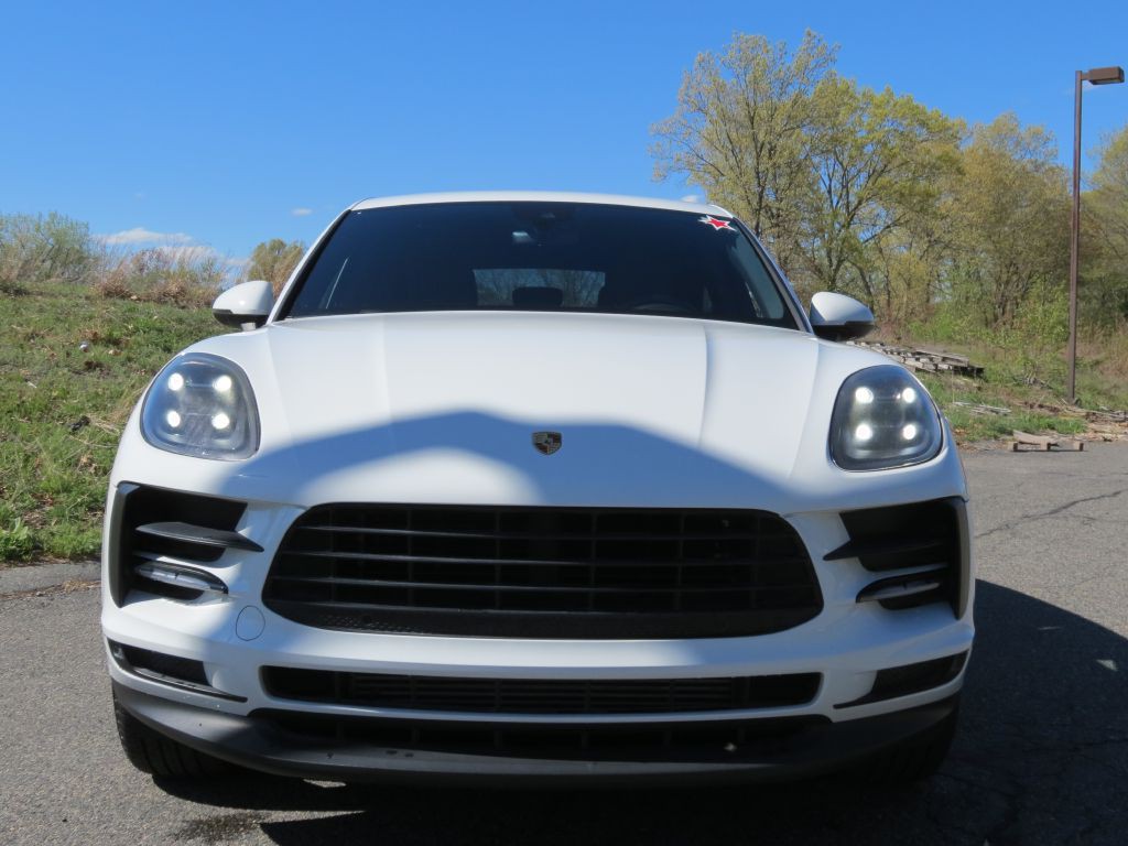 2019 Porsche Macan Image 10
