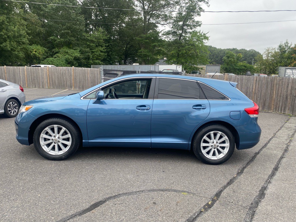 2011 Toyota Venza Image 3